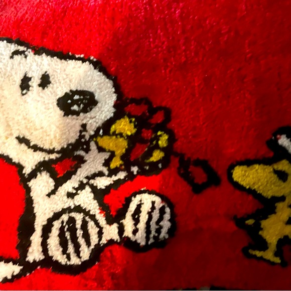 2 piece Snoopy Christmas bath room set - Picture 2 of 3